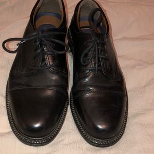 Dress shoes